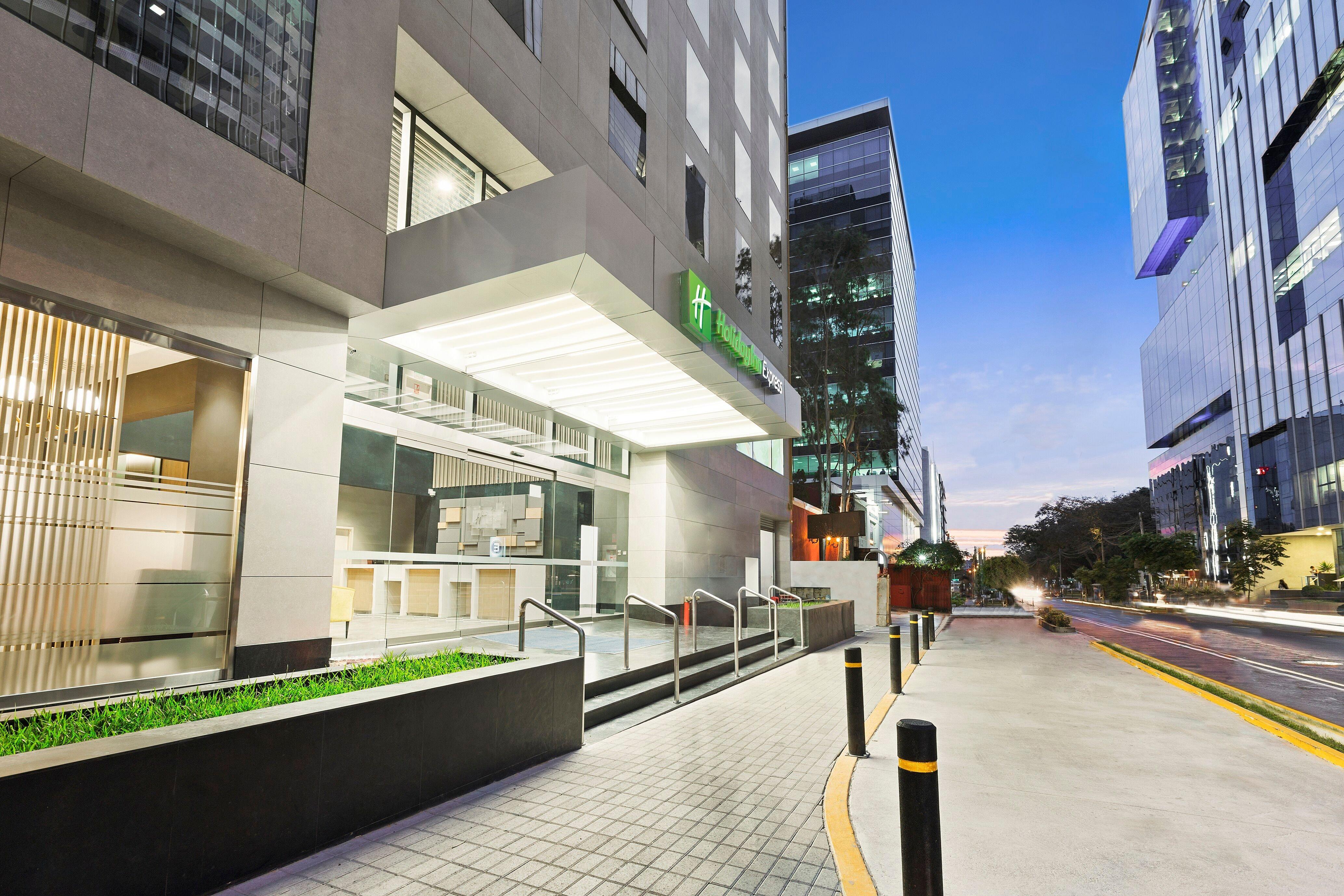 Holiday Inn Express - Lima San Isidro By Ihg Bagian luar foto